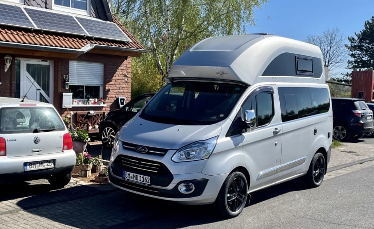 Camper Charly – Bus de camping à toit surélevé pour les campeurs et ceux qui aiment voyager