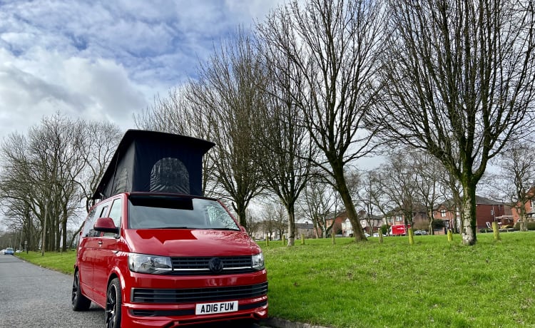 VW T6 Transporter Pop-Top Campervan