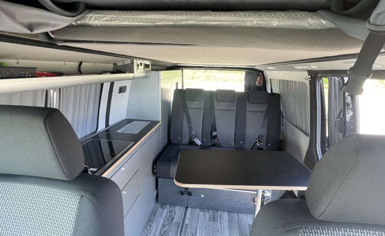 Bonnie – VW T6.1 Campervan Topspecificatie en gloednieuwe conversie