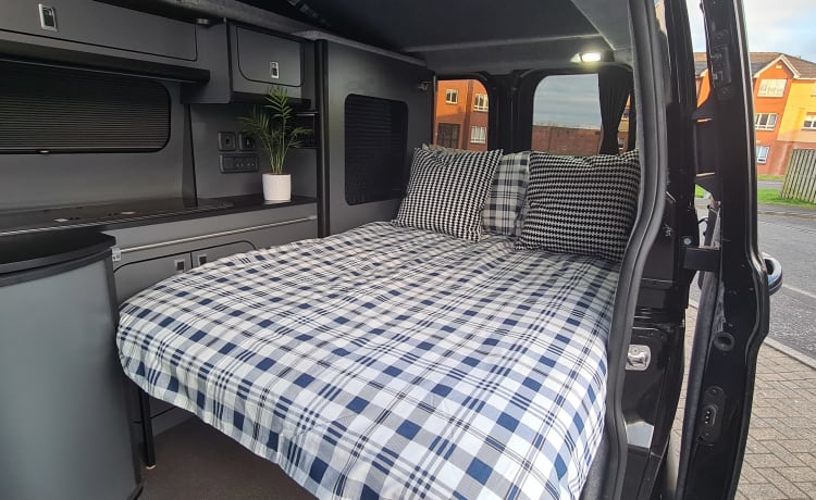 Skye – „SKYE“ 2020 Ford Transit Custom Limited mit 4 Schlafplätzen