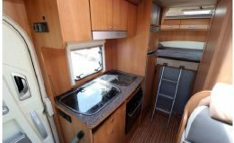 Dora- 3 Berth - Dethleffs Globebus