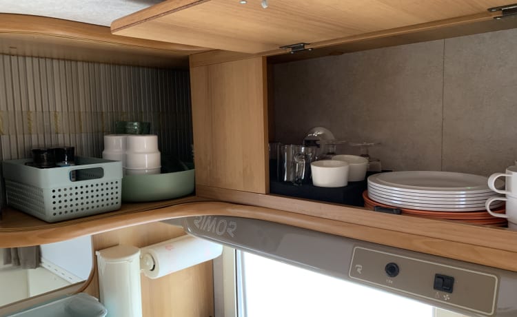 Bari – family camper 7p Rimor alcove from 2001