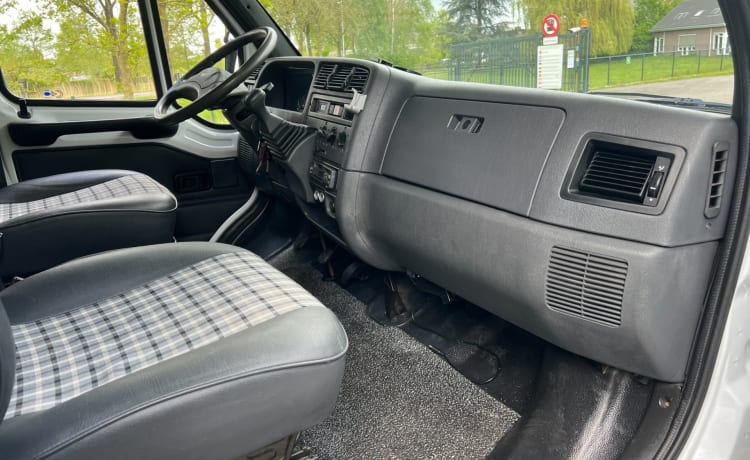 Gerda – 4p Fiat alcove uit 1996