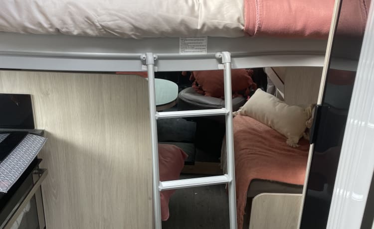 Archie the Automatic – 4 berth Chausson semi-integrated from 2019