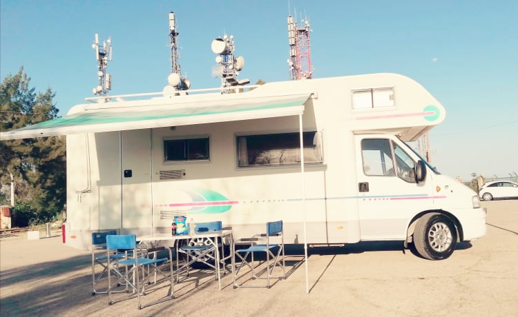 Salvo – Experience Sicily in a camper