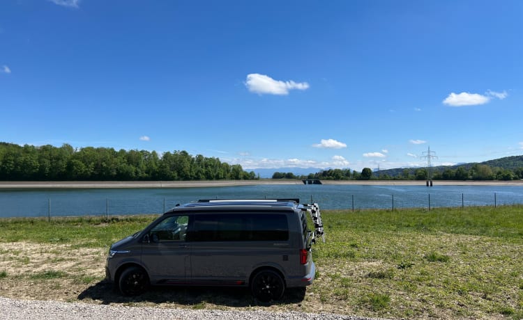 Luci – Moderner VW T6.1 California Beach mit Allrad