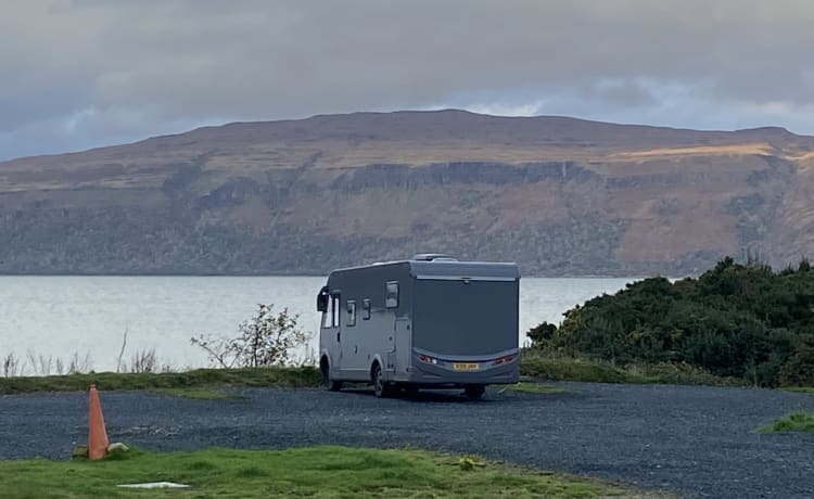 Camping-car de luxe 4 places