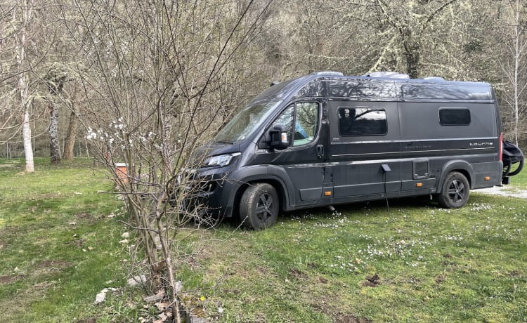 Tourne 6.4 – Noleggio Autobus Camper Nuovo Peugeot Boxer