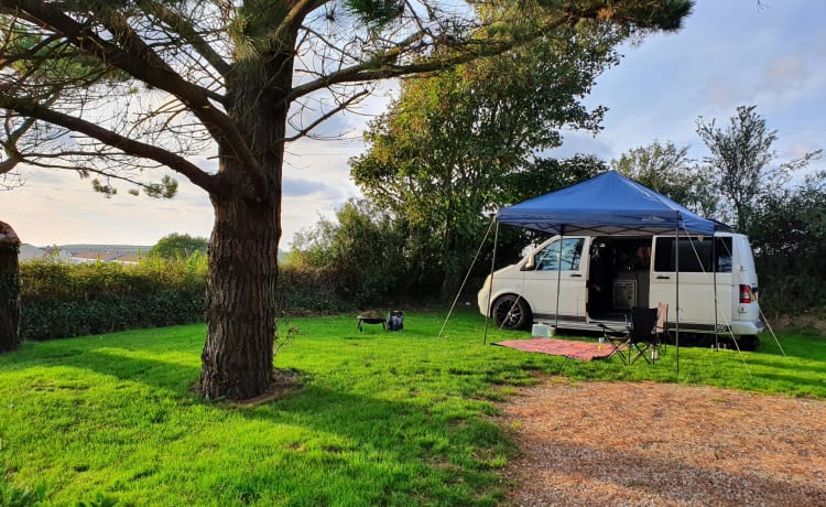 Audrey  – Volkswagen Camper 2 couchages