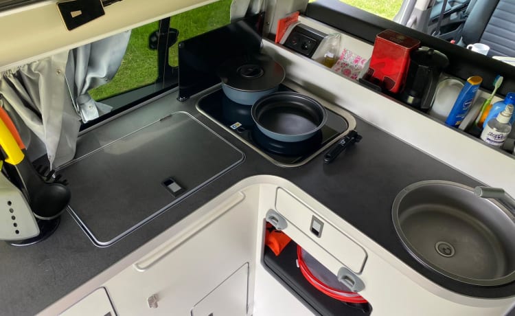 The Nugg – Ford Nugget Plus Trail 2023 - Camper full optional con tetto sollevabile