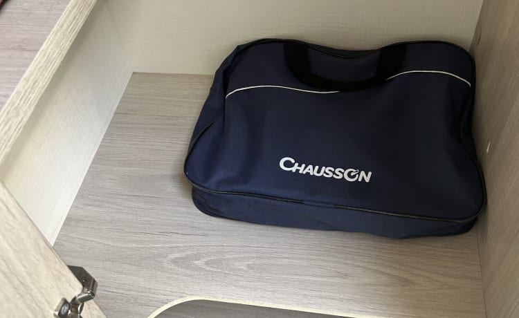 FREDSTER – Chausson Alcove C646 met 6 slaapplaatsen uit 2019