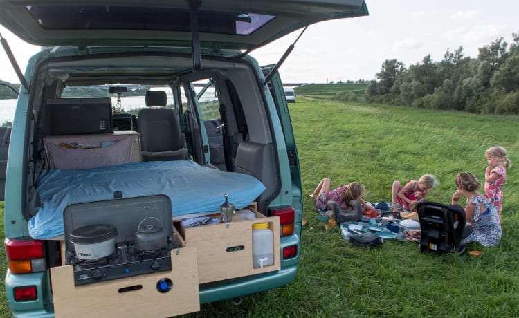 Tobias – Volkswagen T4 campervan uit 1996