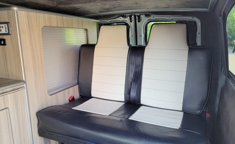 2008 Mercedes Vito super comfy & well equipped campervan