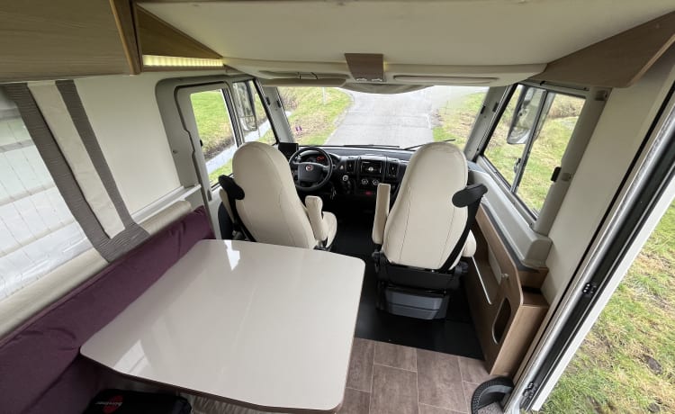 4p Hymer Integrated from 2010