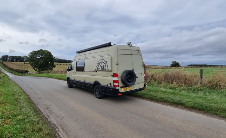 Sprafty – Unique, one off 4 berth family adventure van