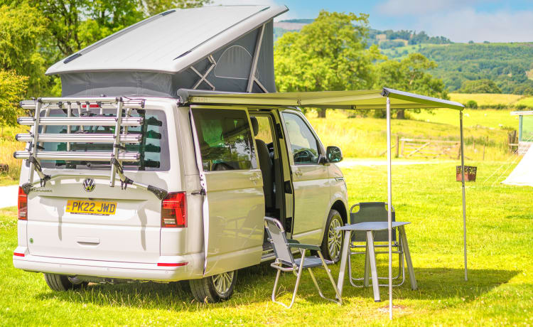 Hannah – VW California - Noleggio camper Lake District al suo meglio