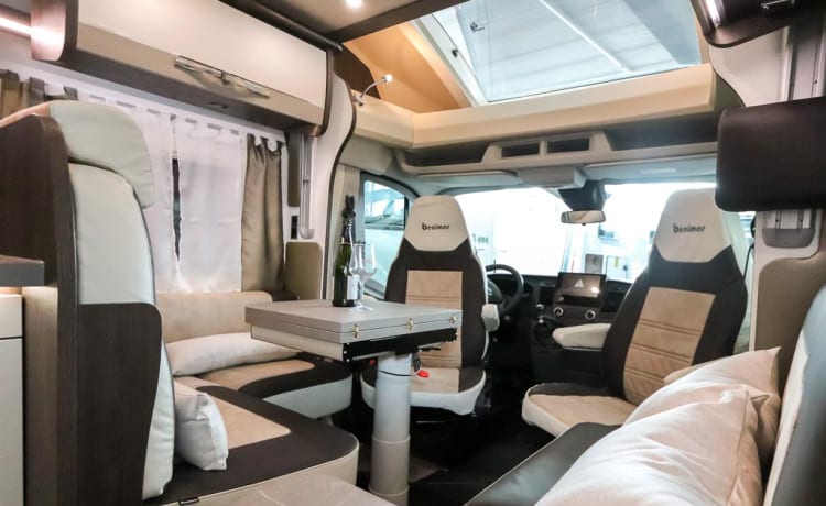 3. Ford Benimar Cocoon 463 voor 4 personen (model 2022)