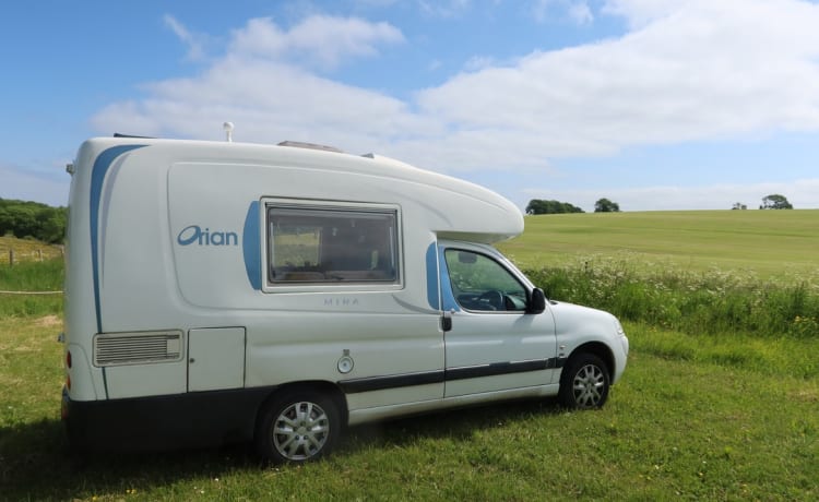 2 berth Peugeot integrated from 2012