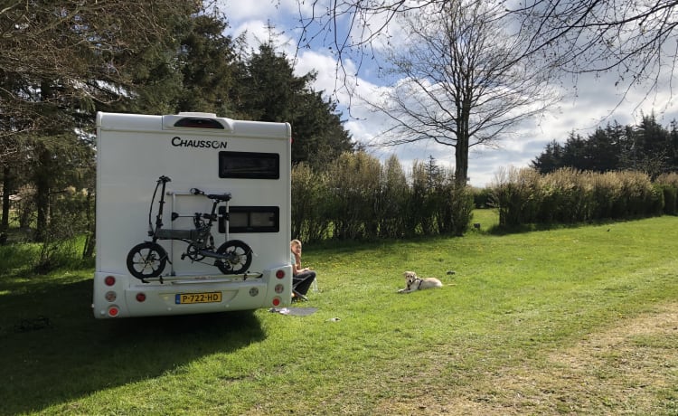 HappyCamper – En vacances avec un camping-car alcôve Chausson 6 personnes dès 2018 ?