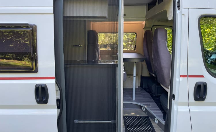 CamperVamos XL – Auf Naturabenteuer mit dem Camper.