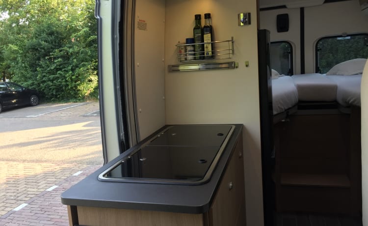 Discover the freedom with our beautiful 2 person camper.