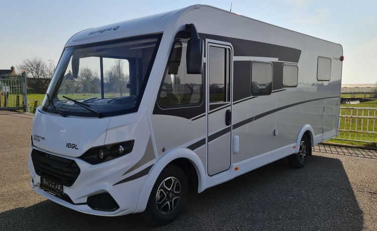 Sunlight i69L (B) Adventure mit Automatik Baujahr 2022