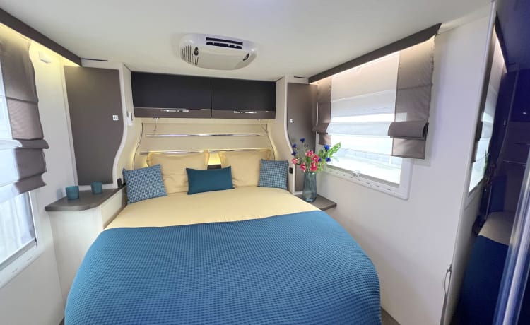 Luxury Chausson with air conditioning and air suspension emission 6