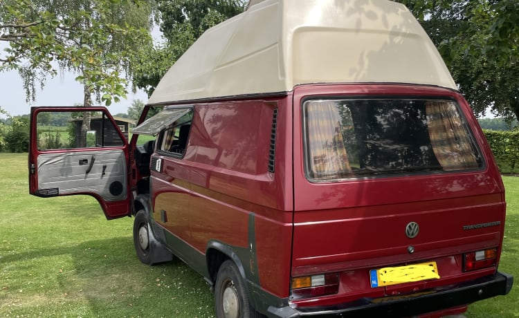 De Rooie Donder – Adventure with our VW T3 camper?