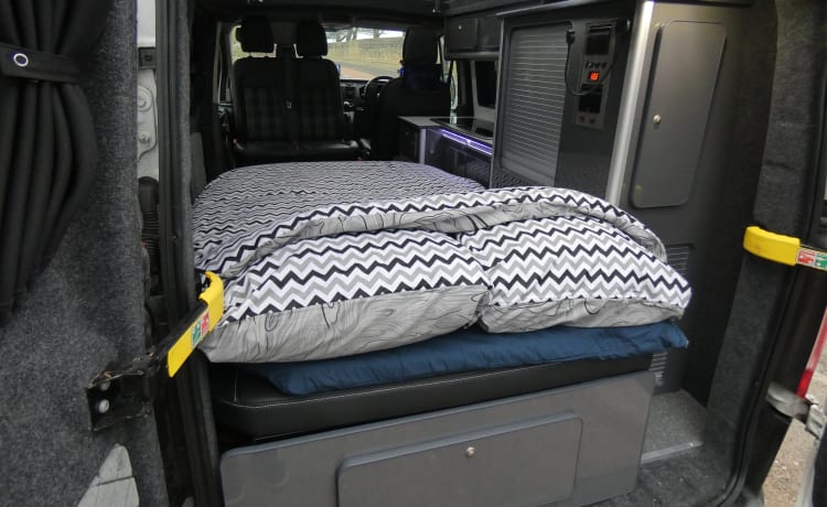 Mia – Édition Montagne - Ford Transit Custom 4 Couchettes