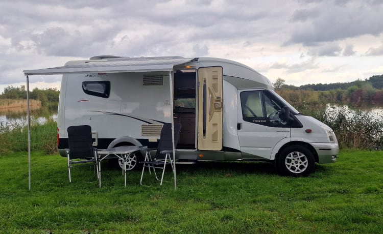 compacte luxe hobby camper met dakairco!