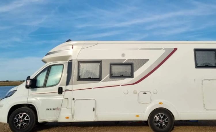 Mobil home Rapido. Suitable for free camping