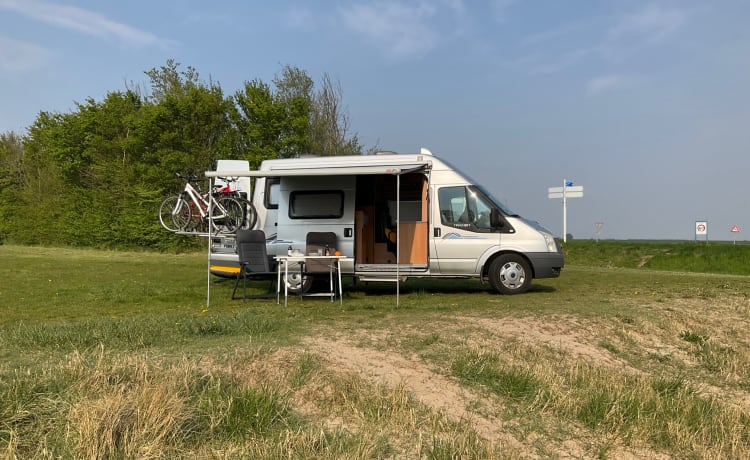 Dame Fortuna – Camping-car compact Ford