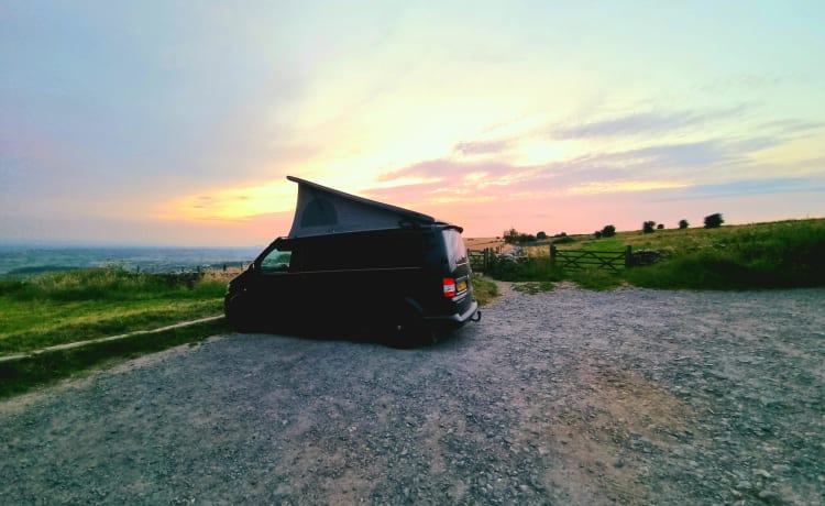 Monika – Vw family T5 - camper LWB 4 posti letto