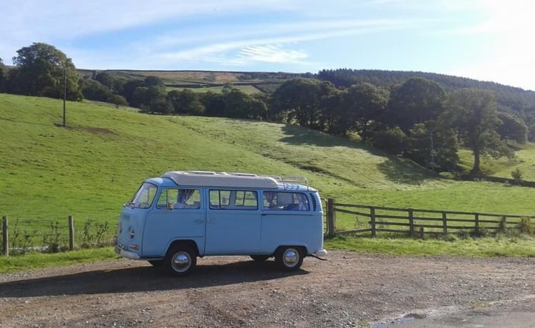 Blue Belle – 4-persoons Volkswagen geïntegreerd uit 1971