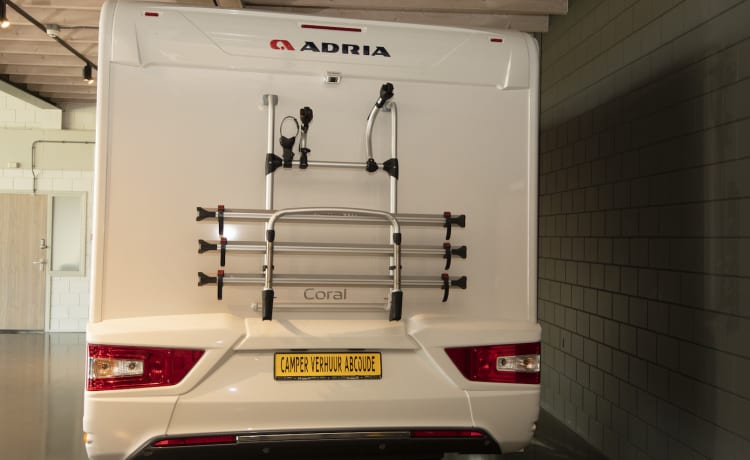 2p Adria Coral 600 SL uit 2022