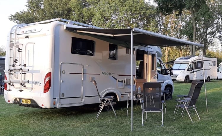 Camper di lusso per 5 persone