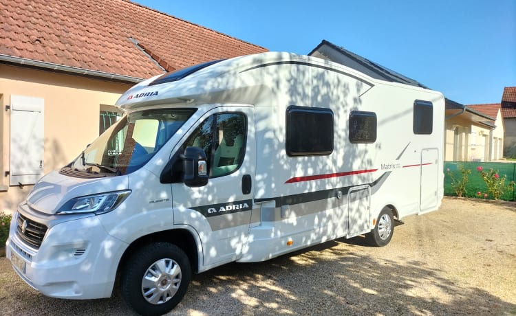 Le Pépère  – ADRIA MATRIX 670 SL 5 PLACES CG