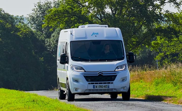 Nieuwe Camper 2023 - Euro 6D - Binnen in elke stad