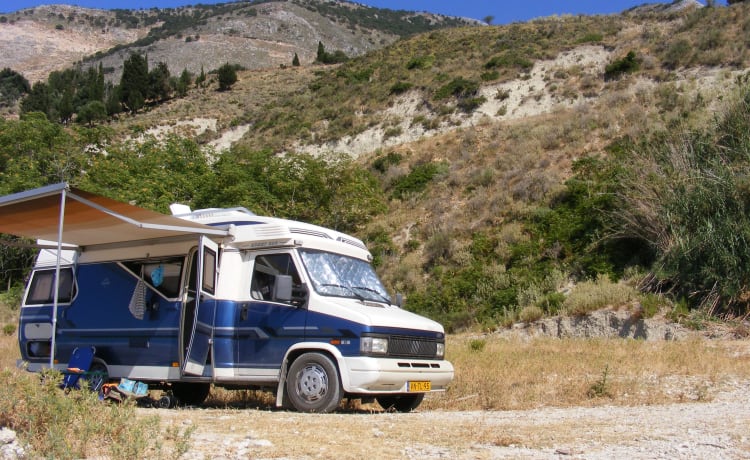 Hobby600 – Accogliente retro-camper per una vacanza avventurosa