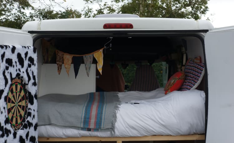 Eugene – Praktische, comfortabele en ruime off-grid camper