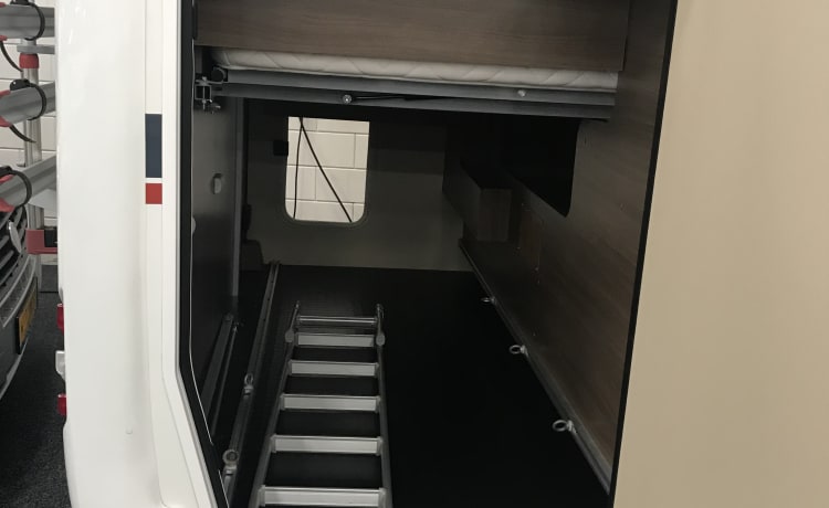 kasteel – 4p Chausson semi-integrated uit 2014