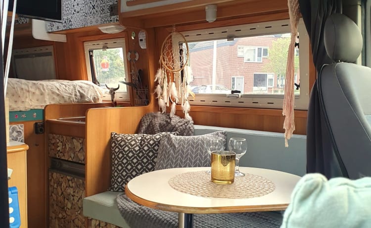 Cozy cozy camper Renault Master 2.5L