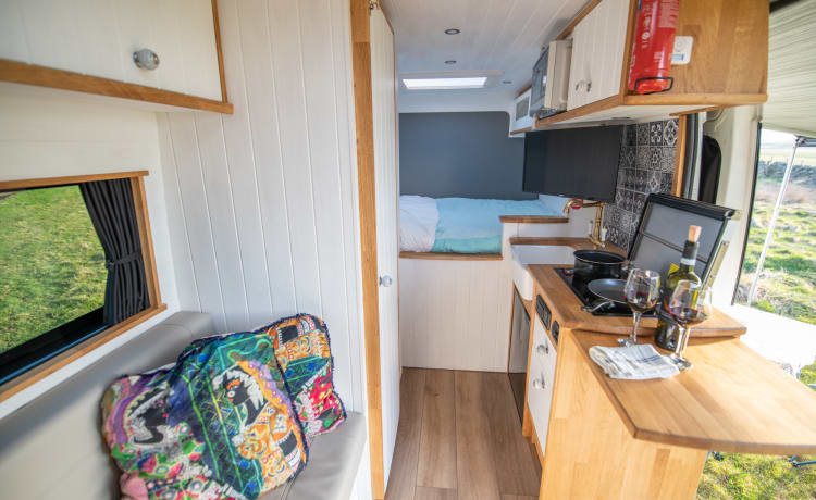 Mini Beast – 2 Berth Luxury Campervan