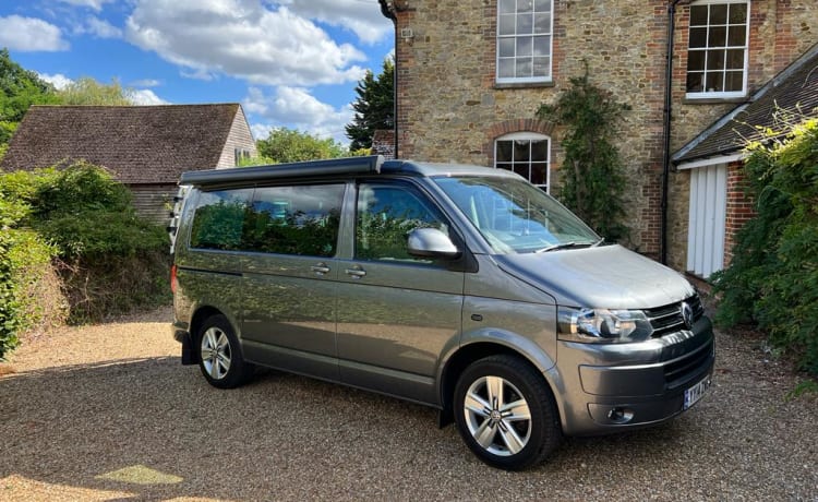 VW – Volkswagen California 4 berth