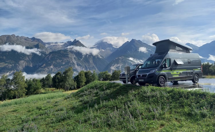 HYMER – Van 4 Personen HYMER - 4 Jahreszeiten