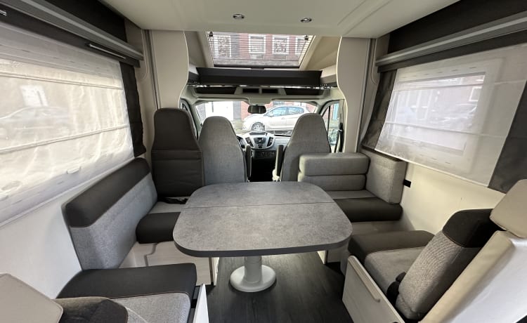 6p Chausson semi-integrated uit 2020