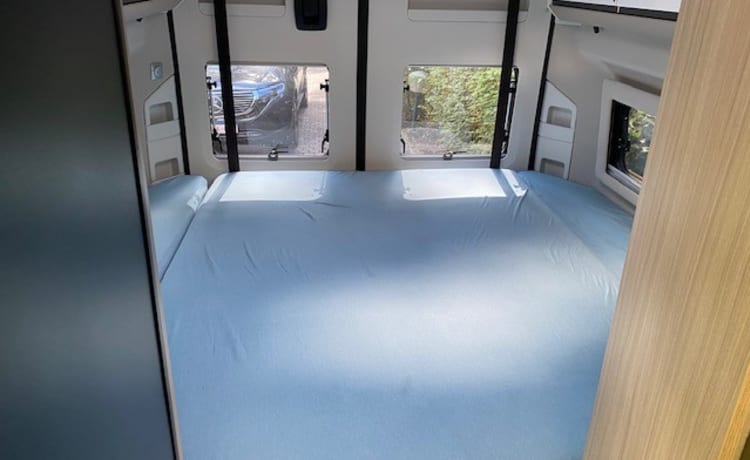 3p Adria Mobil bus from 2021 with fold-down bed
