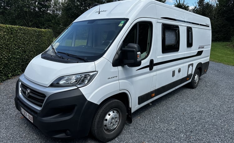 Hobby – 3p Fiat campervan uit 2021