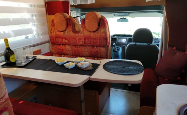 Camper for 4 comfortable seats