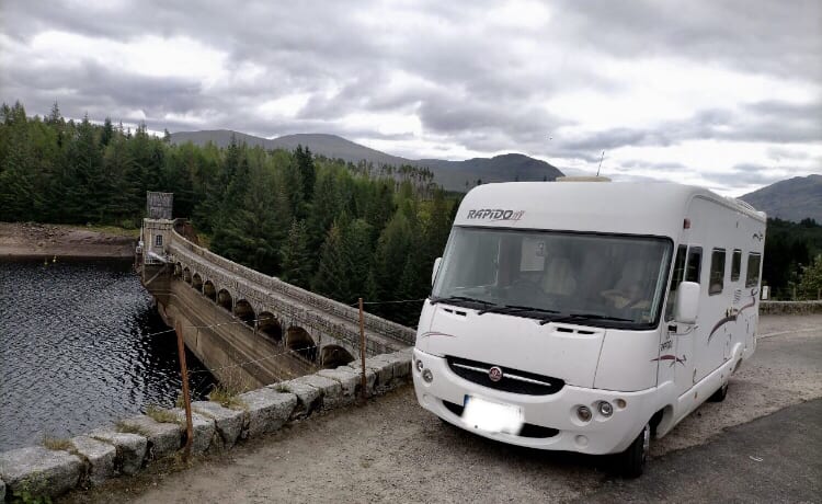 Ronnie – Discount for teachers and school staff that hire our Fiat Rapido motorhome 